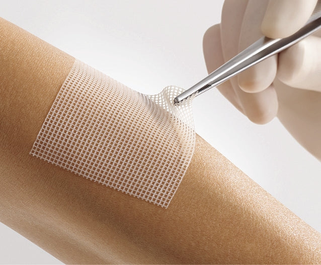 Lomatuell Pro 10 x 10 cm Gittertüll (8 Stück / sterile) - Lohmann & Rauscher REF 33617